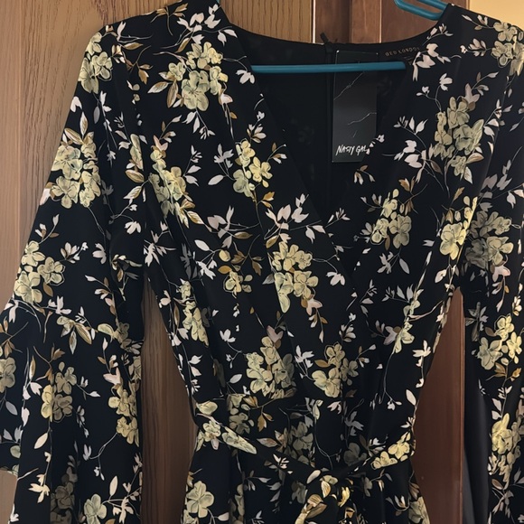 QED London NWT flare  black & tan floral print dress. Sz 14. UK and 10 US Lined. - Picture 12 of 14